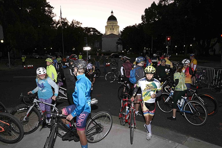 Sacramento Century Challenge Riders and Participants
